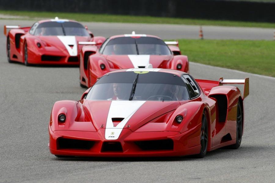  Ferrari FXX 2005 года  (фото 38 из 52)